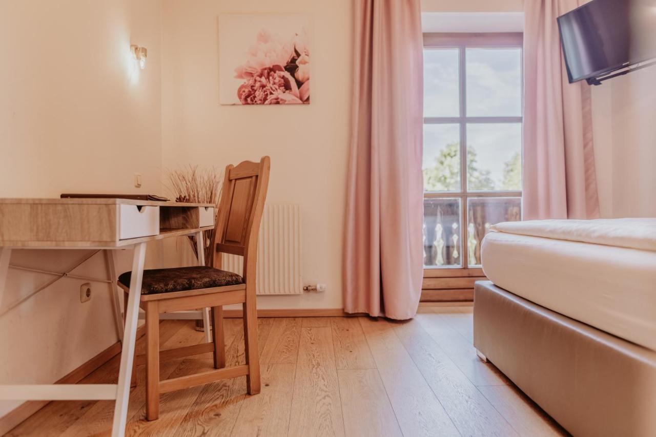 Landhotel Gschirnwirt Eugendorf Extérieur photo