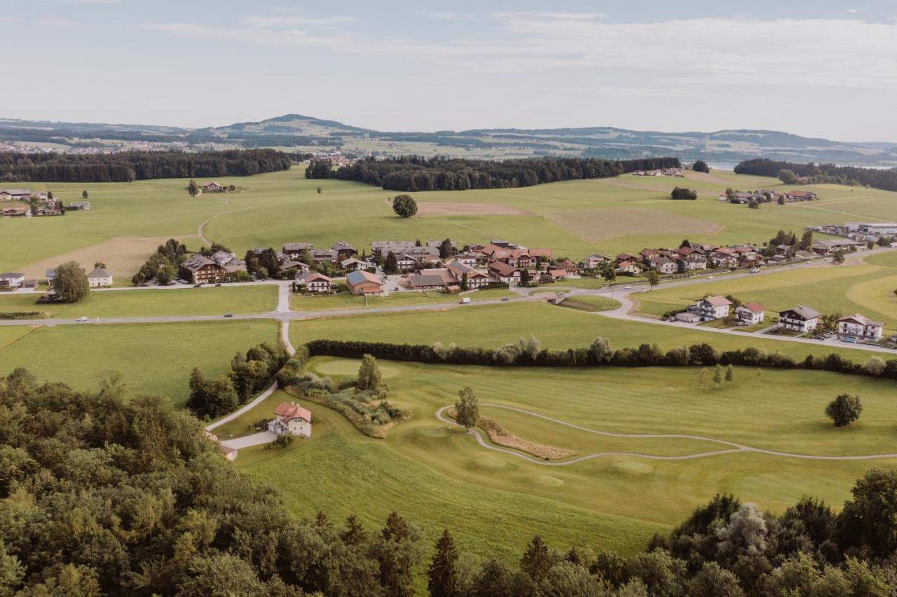 Landhotel Gschirnwirt Eugendorf Extérieur photo
