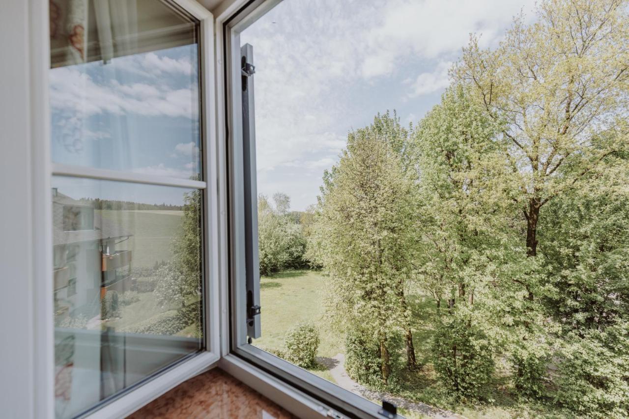 Landhotel Gschirnwirt Eugendorf Extérieur photo