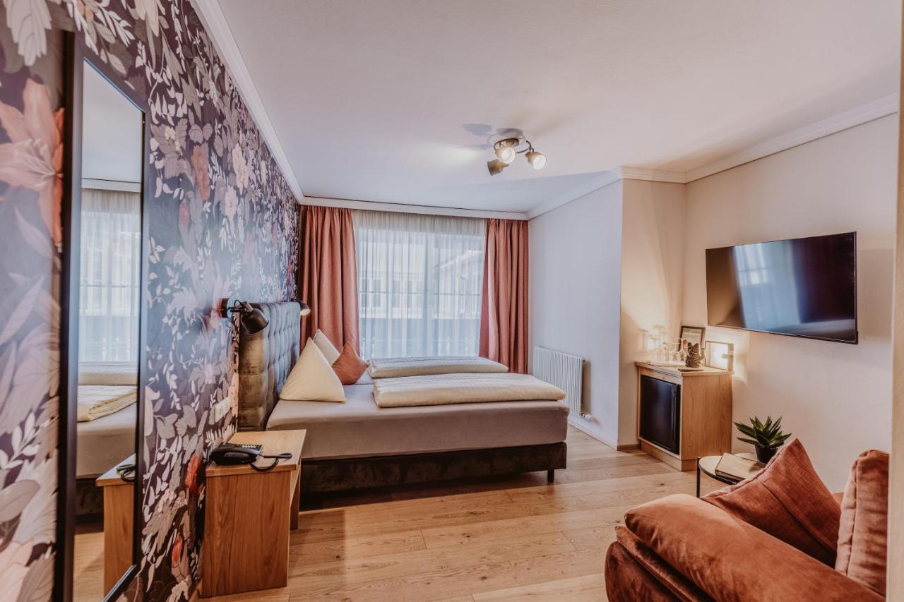 Landhotel Gschirnwirt Eugendorf Extérieur photo