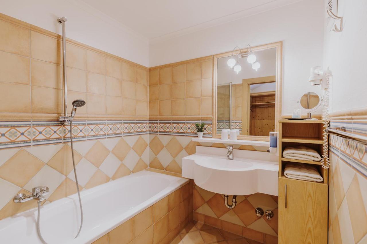 Landhotel Gschirnwirt Eugendorf Extérieur photo