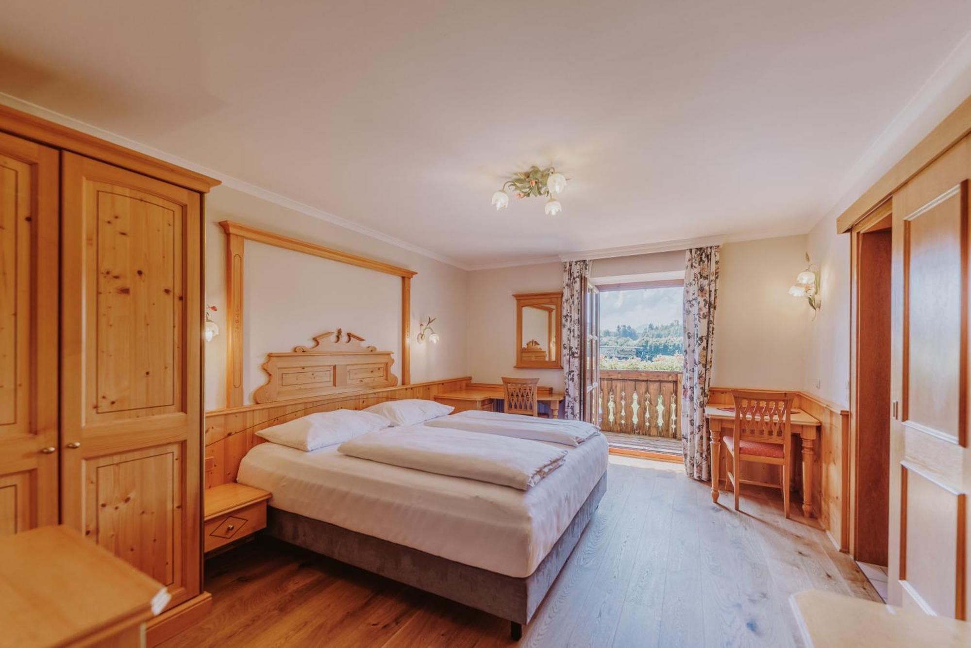 Landhotel Gschirnwirt Eugendorf Extérieur photo